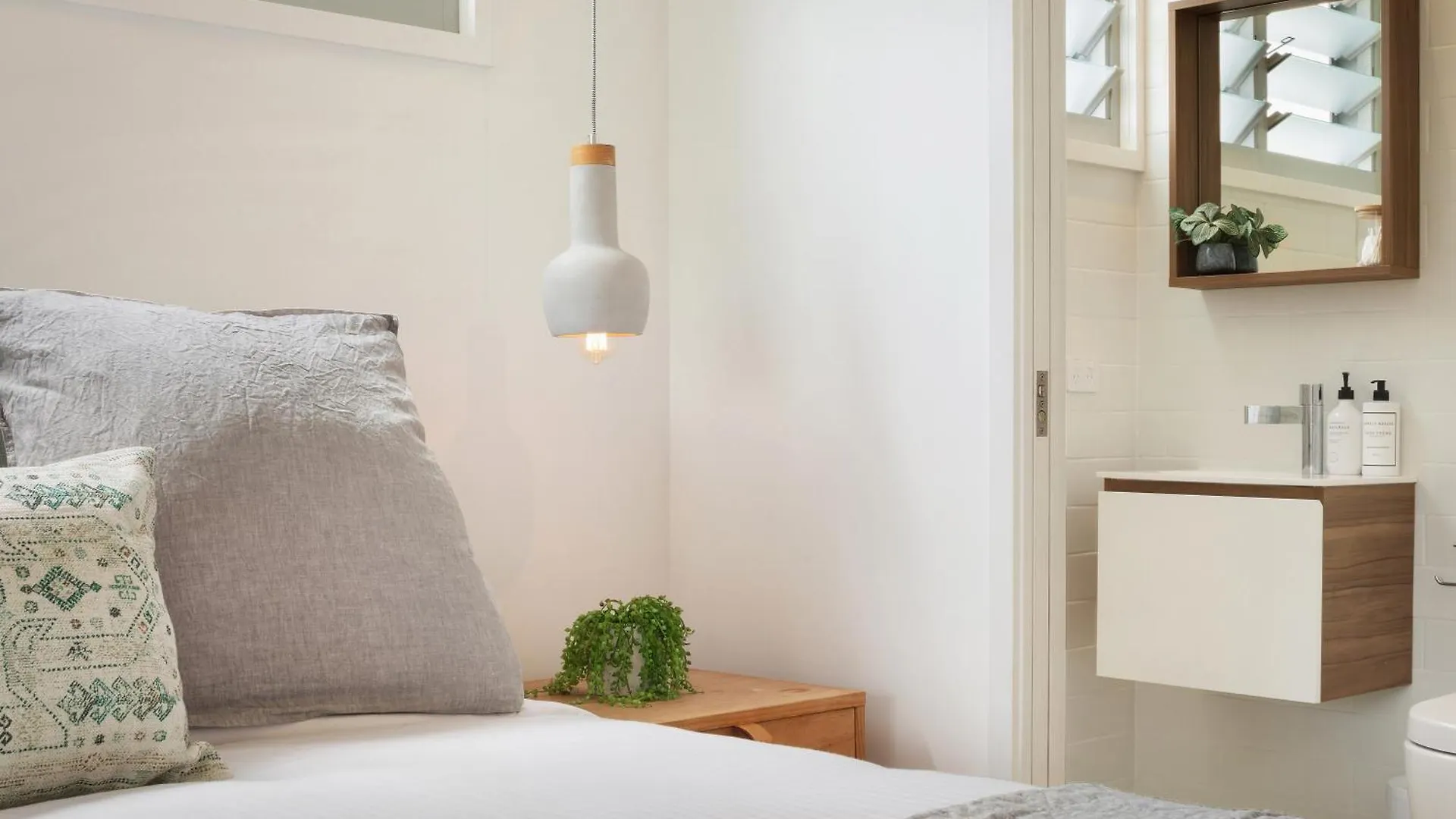 Aloha Byron Bay Hotel Resort